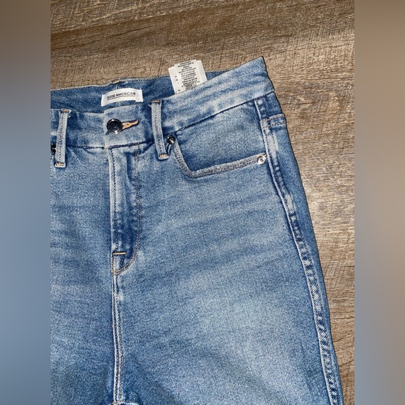 Good American Good Curve distressed ankle jeans NWOT - Picture 6 of 15